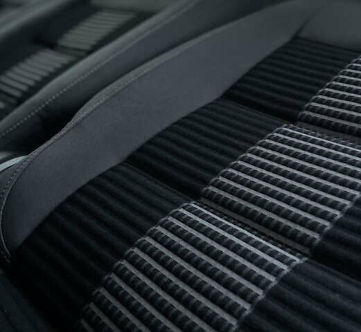 Чорний Фольксваген Туран, об'ємом двигуна 2 л та пробігом 292 тис. км за 8850 $, фото 31 на Automoto.ua