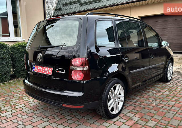 Черный Фольксваген Туран, объемом двигателя 1.6 л и пробегом 176 тыс. км за 8198 $, фото 10 на Automoto.ua