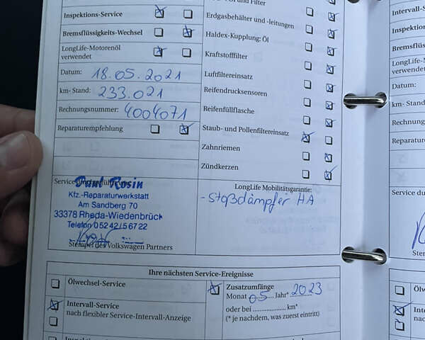 Чорний Фольксваген Туран, об'ємом двигуна 2 л та пробігом 292 тис. км за 8999 $, фото 98 на Automoto.ua