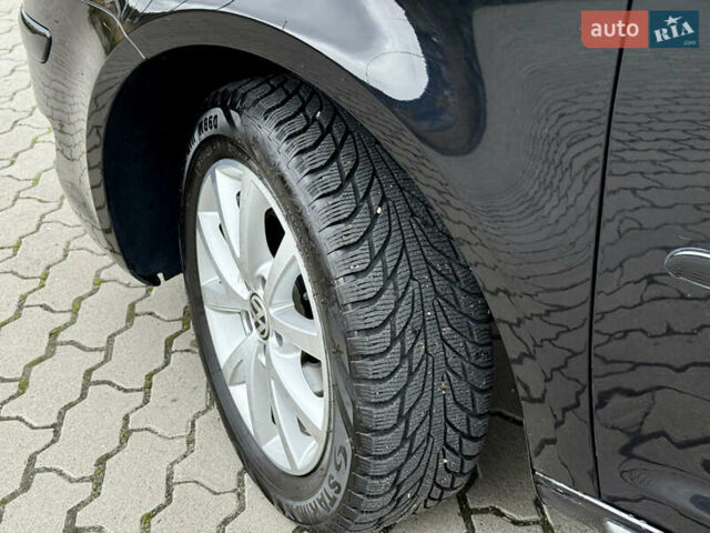 Чорний Фольксваген Туран, об'ємом двигуна 1.6 л та пробігом 200 тис. км за 7950 $, фото 22 на Automoto.ua