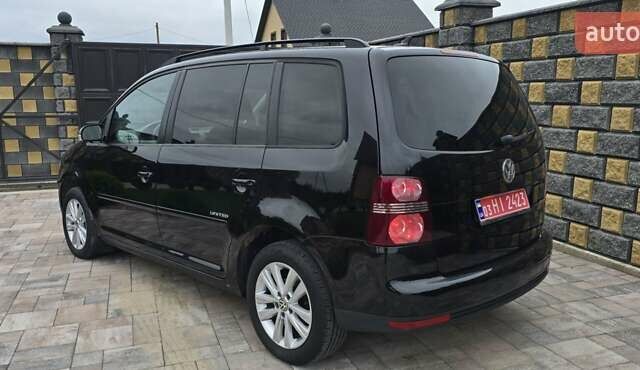 Чорний Фольксваген Туран, об'ємом двигуна 1.6 л та пробігом 242 тис. км за 6700 $, фото 15 на Automoto.ua