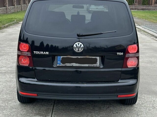 Черный Фольксваген Туран, объемом двигателя 1.9 л и пробегом 280 тыс. км за 450 $, фото 6 на Automoto.ua