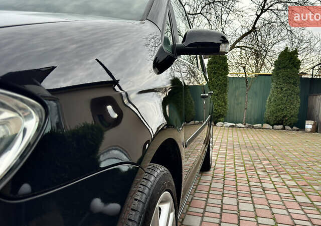 Черный Фольксваген Туран, объемом двигателя 1.6 л и пробегом 176 тыс. км за 8198 $, фото 5 на Automoto.ua