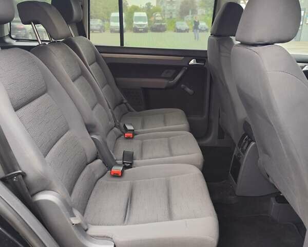 Чорний Фольксваген Туран, об'ємом двигуна 1.4 л та пробігом 194 тис. км за 6600 $, фото 24 на Automoto.ua