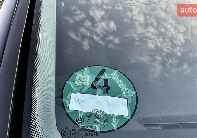 Черный Фольксваген Туран, объемом двигателя 1.6 л и пробегом 176 тыс. км за 8198 $, фото 97 на Automoto.ua