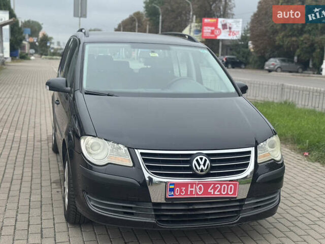 Чорний Фольксваген Туран, об'ємом двигуна 1.6 л та пробігом 260 тис. км за 6299 $, фото 11 на Automoto.ua
