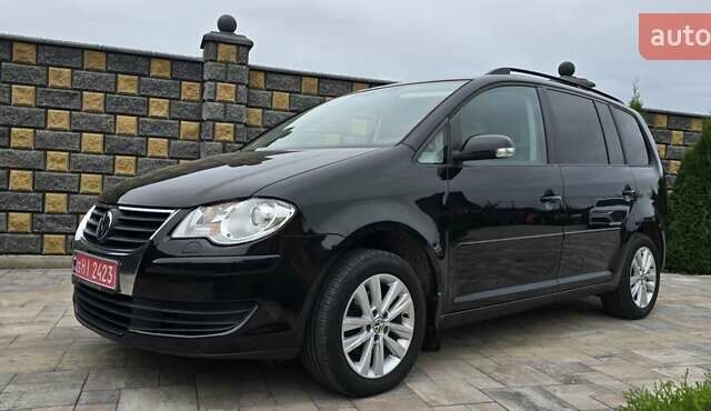 Чорний Фольксваген Туран, об'ємом двигуна 1.6 л та пробігом 242 тис. км за 6700 $, фото 6 на Automoto.ua