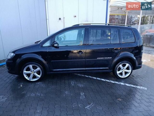 Черный Фольксваген Туран, объемом двигателя 1.6 л и пробегом 222 тыс. км за 7600 $, фото 8 на Automoto.ua