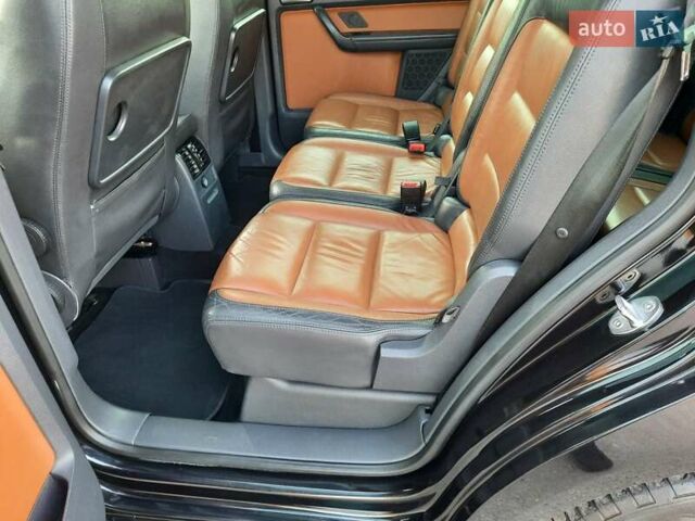 Черный Фольксваген Туран, объемом двигателя 1.6 л и пробегом 213 тыс. км за 8550 $, фото 78 на Automoto.ua