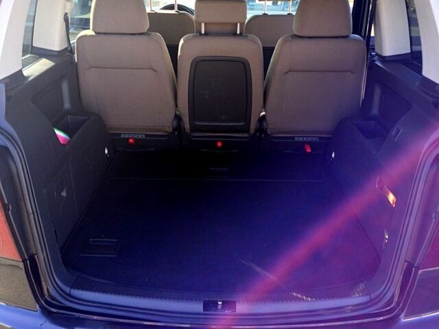 Черный Фольксваген Туран, объемом двигателя 1.4 л и пробегом 291 тыс. км за 6050 $, фото 10 на Automoto.ua