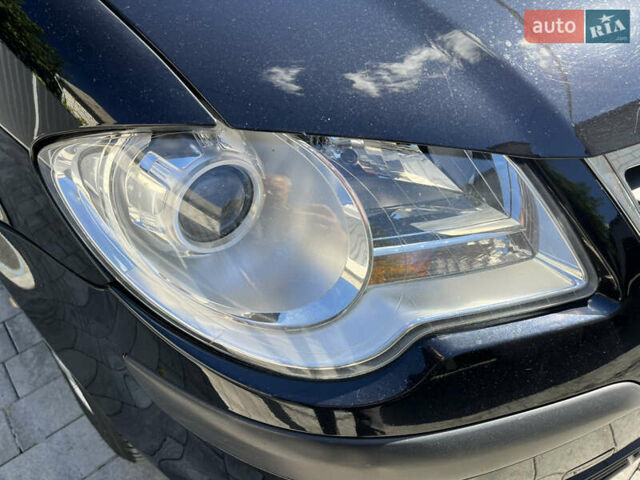 Чорний Фольксваген Туран, об'ємом двигуна 1.6 л та пробігом 227 тис. км за 7500 $, фото 15 на Automoto.ua