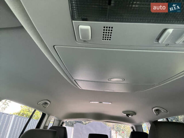 Чорний Фольксваген Туран, об'ємом двигуна 1.6 л та пробігом 227 тис. км за 7500 $, фото 39 на Automoto.ua