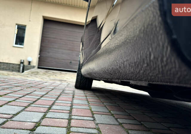 Черный Фольксваген Туран, объемом двигателя 1.6 л и пробегом 176 тыс. км за 8198 $, фото 8 на Automoto.ua