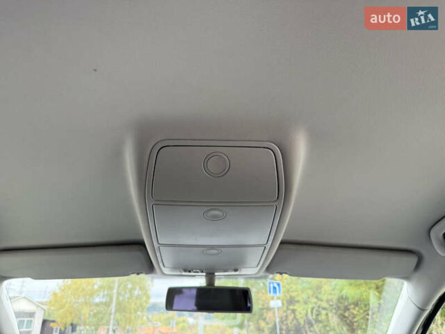 Чорний Фольксваген Туран, об'ємом двигуна 1.6 л та пробігом 200 тис. км за 7950 $, фото 38 на Automoto.ua