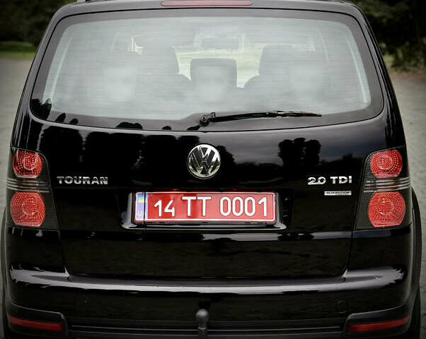 Чорний Фольксваген Туран, об'ємом двигуна 1.97 л та пробігом 279 тис. км за 8800 $, фото 49 на Automoto.ua