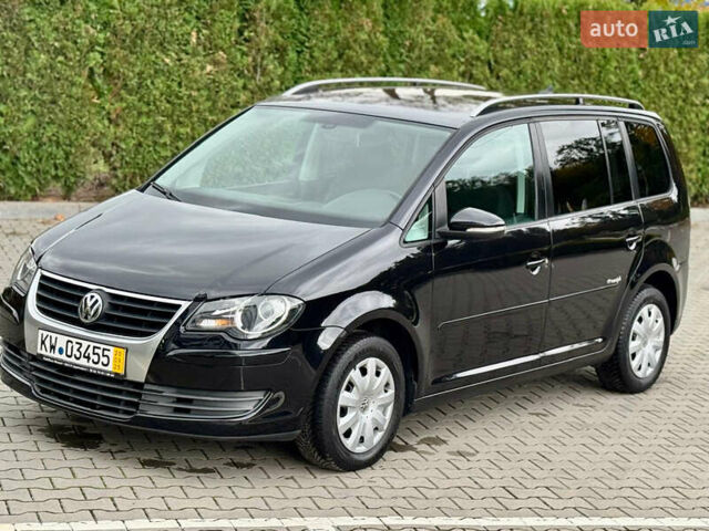 Черный Фольксваген Туран, объемом двигателя 1.4 л и пробегом 190 тыс. км за 7200 $, фото 16 на Automoto.ua