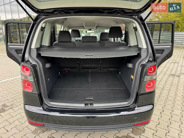 Черный Фольксваген Туран, объемом двигателя 1.4 л и пробегом 190 тыс. км за 7200 $, фото 41 на Automoto.ua