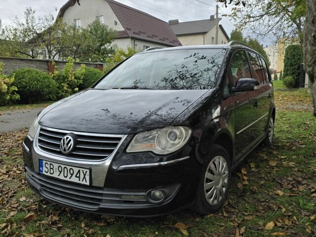 Чорний Фольксваген Туран, об'ємом двигуна 1.9 л та пробігом 200 тис. км за 3400 $, фото 2 на Automoto.ua