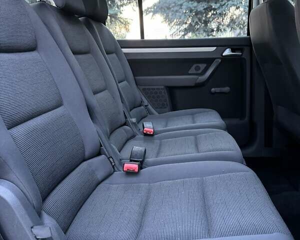 Чорний Фольксваген Туран, об'ємом двигуна 1.4 л та пробігом 172 тис. км за 6950 $, фото 9 на Automoto.ua