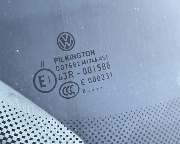 Черный Фольксваген Туран, объемом двигателя 1.9 л и пробегом 353 тыс. км за 6699 $, фото 26 на Automoto.ua