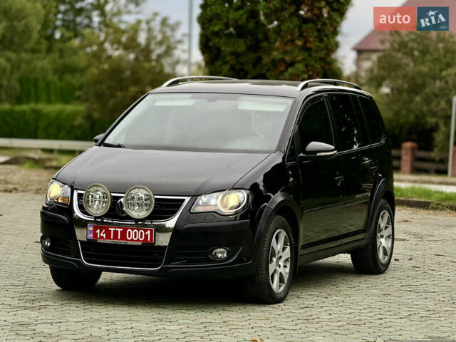 Чорний Фольксваген Туран, об'ємом двигуна 1.97 л та пробігом 279 тис. км за 8800 $, фото 77 на Automoto.ua