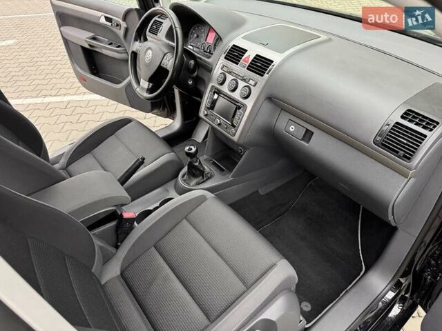 Чорний Фольксваген Туран, об'ємом двигуна 1.4 л та пробігом 190 тис. км за 6950 $, фото 25 на Automoto.ua