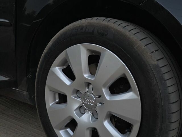 Черный Фольксваген Туран, объемом двигателя 1.4 л и пробегом 200 тыс. км за 6900 $, фото 23 на Automoto.ua