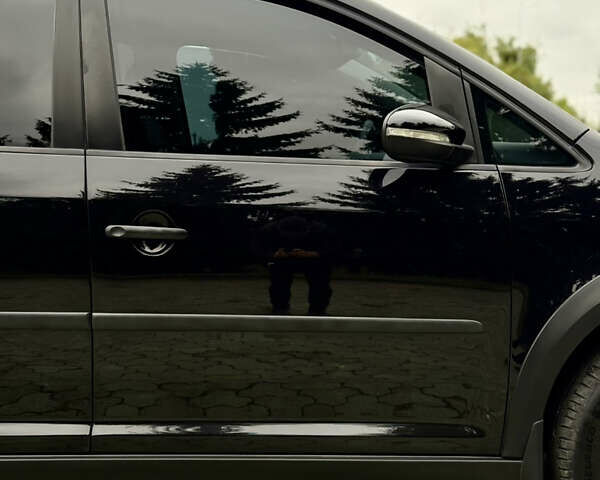 Чорний Фольксваген Туран, об'ємом двигуна 1.97 л та пробігом 279 тис. км за 8800 $, фото 54 на Automoto.ua