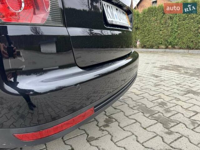 Чорний Фольксваген Туран, об'ємом двигуна 1.6 л та пробігом 147 тис. км за 8400 $, фото 18 на Automoto.ua