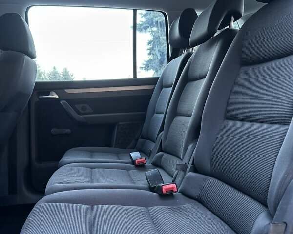 Чорний Фольксваген Туран, об'ємом двигуна 1.4 л та пробігом 172 тис. км за 6950 $, фото 8 на Automoto.ua