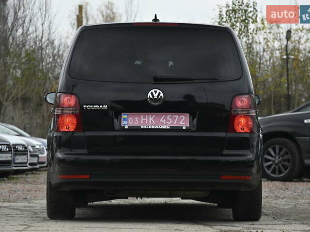 Черный Фольксваген Туран, объемом двигателя 1.6 л и пробегом 152 тыс. км за 7600 $, фото 9 на Automoto.ua
