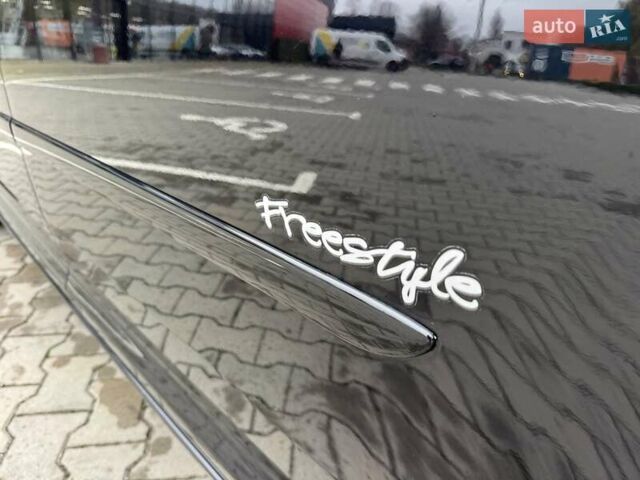 Чорний Фольксваген Туран, об'ємом двигуна 1.6 л та пробігом 147 тис. км за 8400 $, фото 16 на Automoto.ua