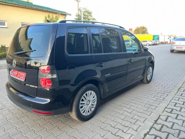 Черный Фольксваген Туран, объемом двигателя 1.6 л и пробегом 240 тыс. км за 8100 $, фото 10 на Automoto.ua