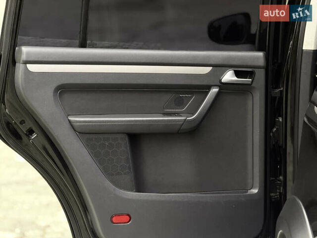 Чорний Фольксваген Туран, об'ємом двигуна 1.97 л та пробігом 279 тис. км за 8800 $, фото 25 на Automoto.ua