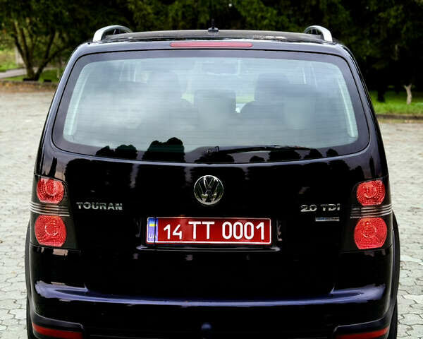 Чорний Фольксваген Туран, об'ємом двигуна 1.97 л та пробігом 279 тис. км за 8800 $, фото 4 на Automoto.ua