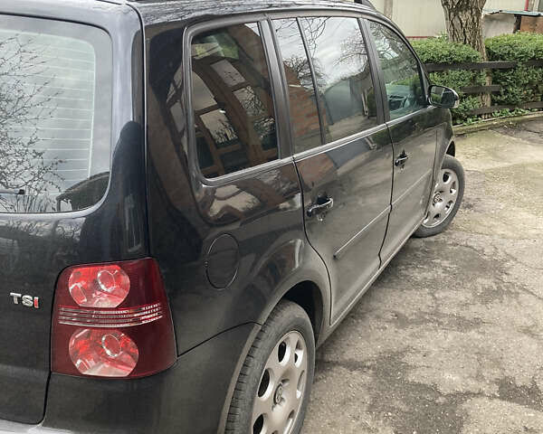 Чорний Фольксваген Туран, об'ємом двигуна 1.39 л та пробігом 195 тис. км за 7100 $, фото 9 на Automoto.ua