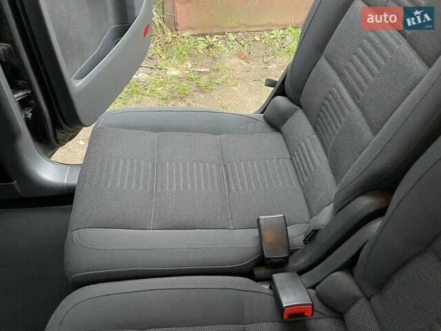 Черный Фольксваген Туран, объемом двигателя 1.4 л и пробегом 194 тыс. км за 6555 $, фото 125 на Automoto.ua