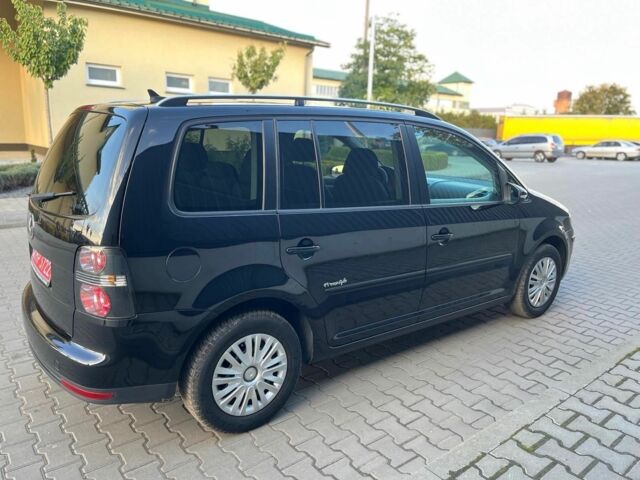 Черный Фольксваген Туран, объемом двигателя 1.6 л и пробегом 240 тыс. км за 8100 $, фото 11 на Automoto.ua