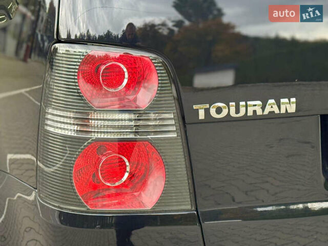 Черный Фольксваген Туран, объемом двигателя 1.4 л и пробегом 190 тыс. км за 7200 $, фото 15 на Automoto.ua