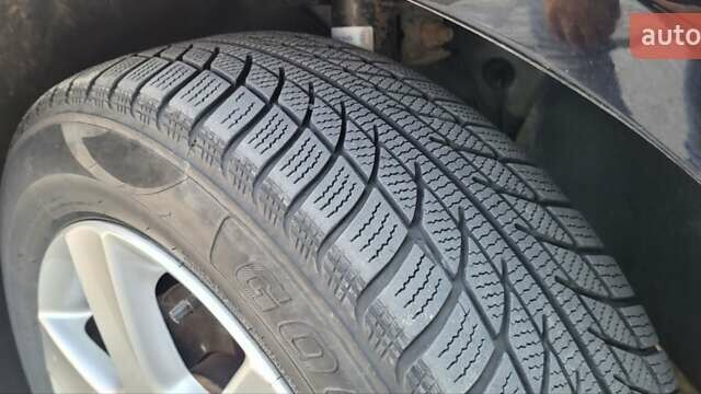 Черный Фольксваген Туран, объемом двигателя 1.97 л и пробегом 248 тыс. км за 8300 $, фото 8 на Automoto.ua