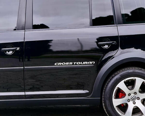 Чорний Фольксваген Туран, об'ємом двигуна 1.97 л та пробігом 279 тис. км за 8800 $, фото 82 на Automoto.ua