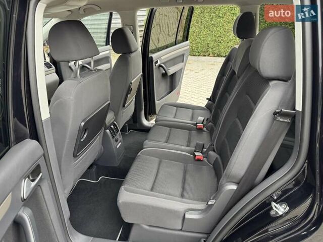 Чорний Фольксваген Туран, об'ємом двигуна 1.4 л та пробігом 190 тис. км за 6950 $, фото 33 на Automoto.ua