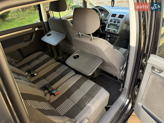 Чорний Фольксваген Туран, об'ємом двигуна 1.4 л та пробігом 148 тис. км за 5999 $, фото 49 на Automoto.ua