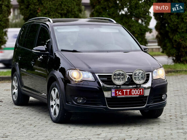 Чорний Фольксваген Туран, об'ємом двигуна 1.97 л та пробігом 279 тис. км за 8800 $, фото 5 на Automoto.ua