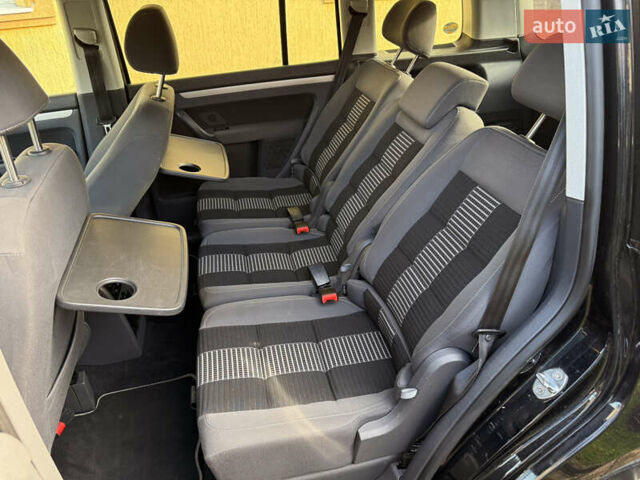 Чорний Фольксваген Туран, об'ємом двигуна 1.4 л та пробігом 148 тис. км за 5999 $, фото 44 на Automoto.ua