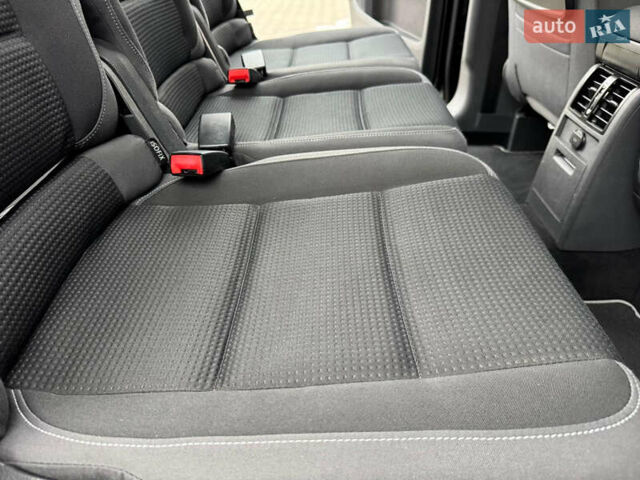 Черный Фольксваген Туран, объемом двигателя 1.4 л и пробегом 190 тыс. км за 7200 $, фото 34 на Automoto.ua