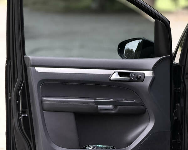 Чорний Фольксваген Туран, об'ємом двигуна 1.97 л та пробігом 279 тис. км за 8800 $, фото 24 на Automoto.ua