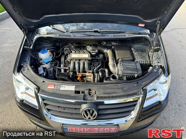 Черный Фольксваген Туран, объемом двигателя 1.6 л и пробегом 224 тыс. км за 8550 $, фото 9 на Automoto.ua