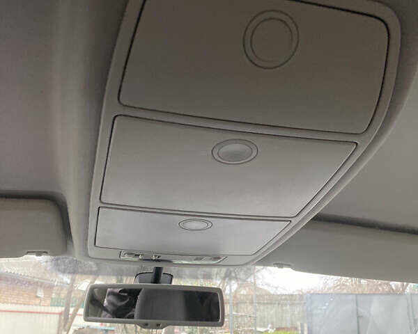 Чорний Фольксваген Туран, об'ємом двигуна 1.39 л та пробігом 195 тис. км за 7100 $, фото 6 на Automoto.ua