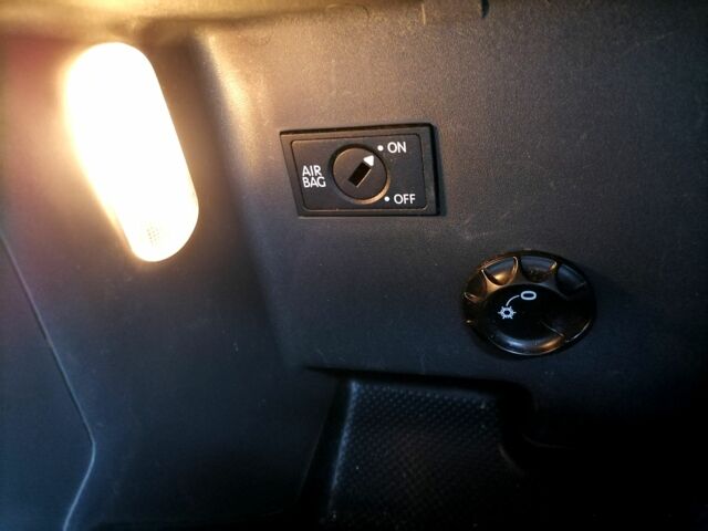 Чорний Фольксваген Туран, об'ємом двигуна 0 л та пробігом 194 тис. км за 6600 $, фото 17 на Automoto.ua